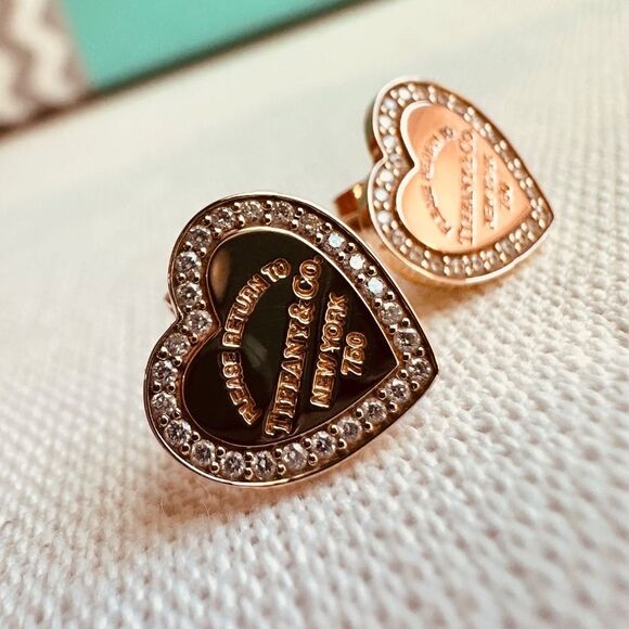 NEW Return to Tiffany Co. Mini Rose Gold Heart with Diamonds Earrings - Picture 3 of 8